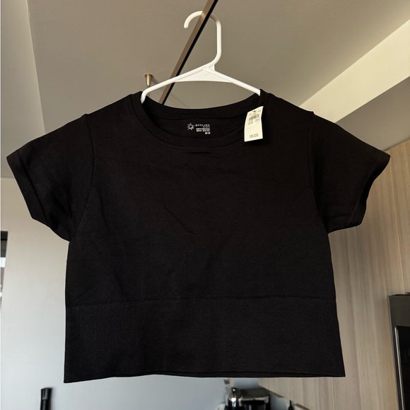 OFFLINE By Aerie Sidewalk Seamless Cropped T-Shirt Size M NWT - Picture 6 of 9